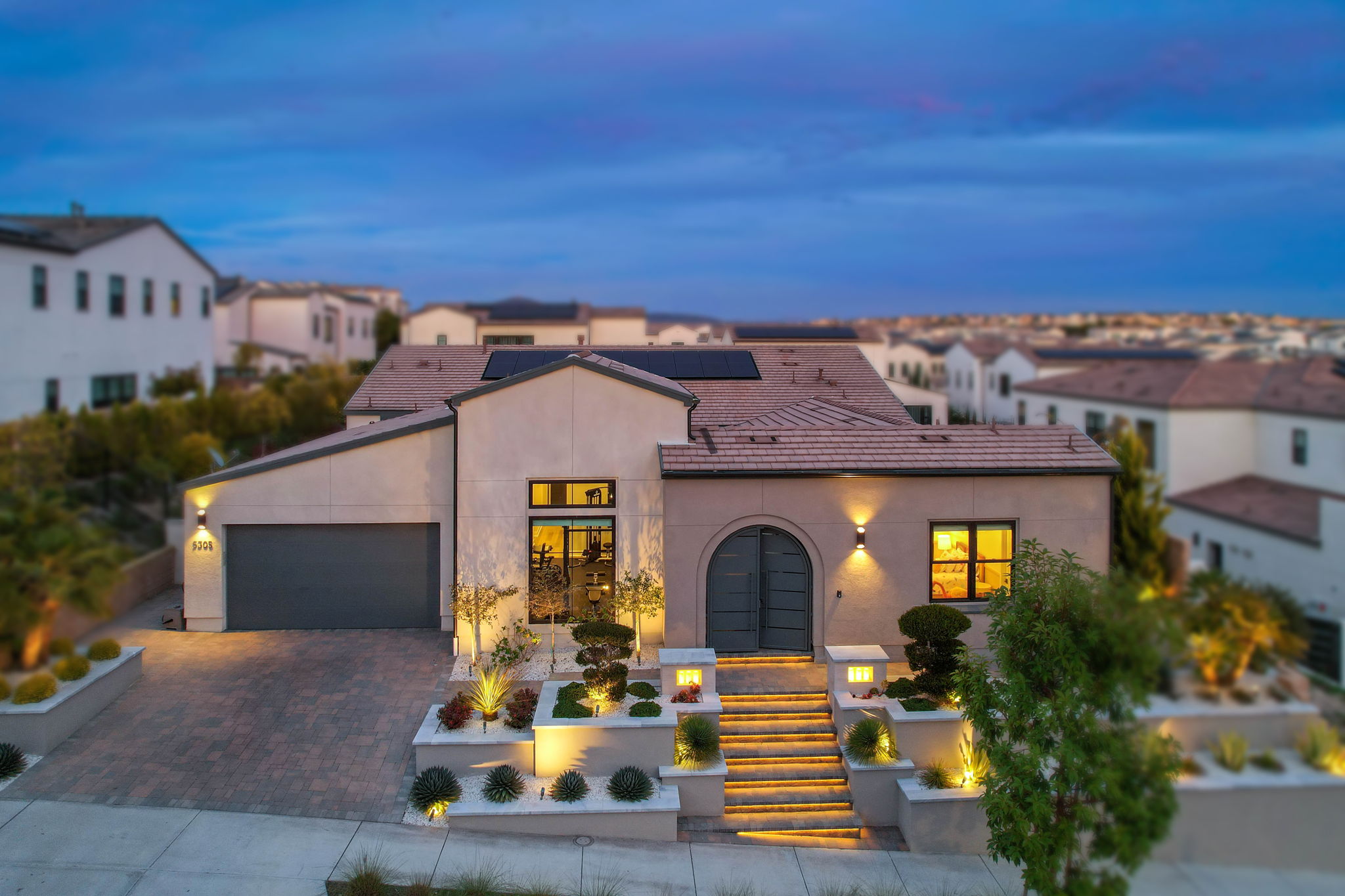 5305 Aurora Summit Trails-104