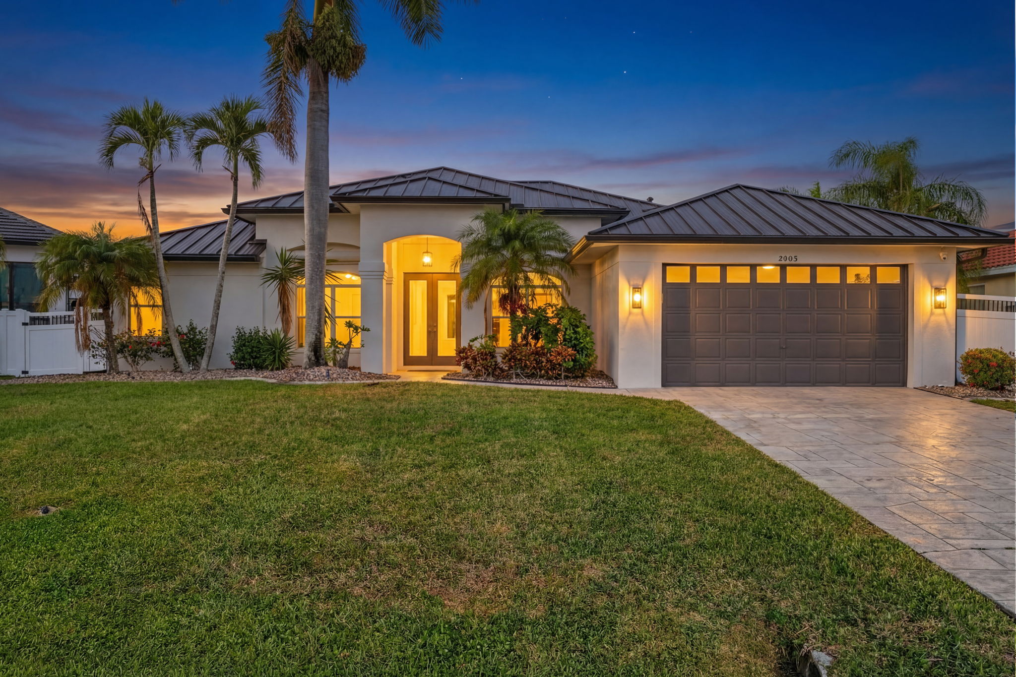 Front Exterior 1 -VS