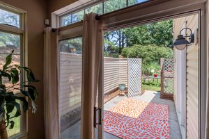 Fabulous secluded courtyard!