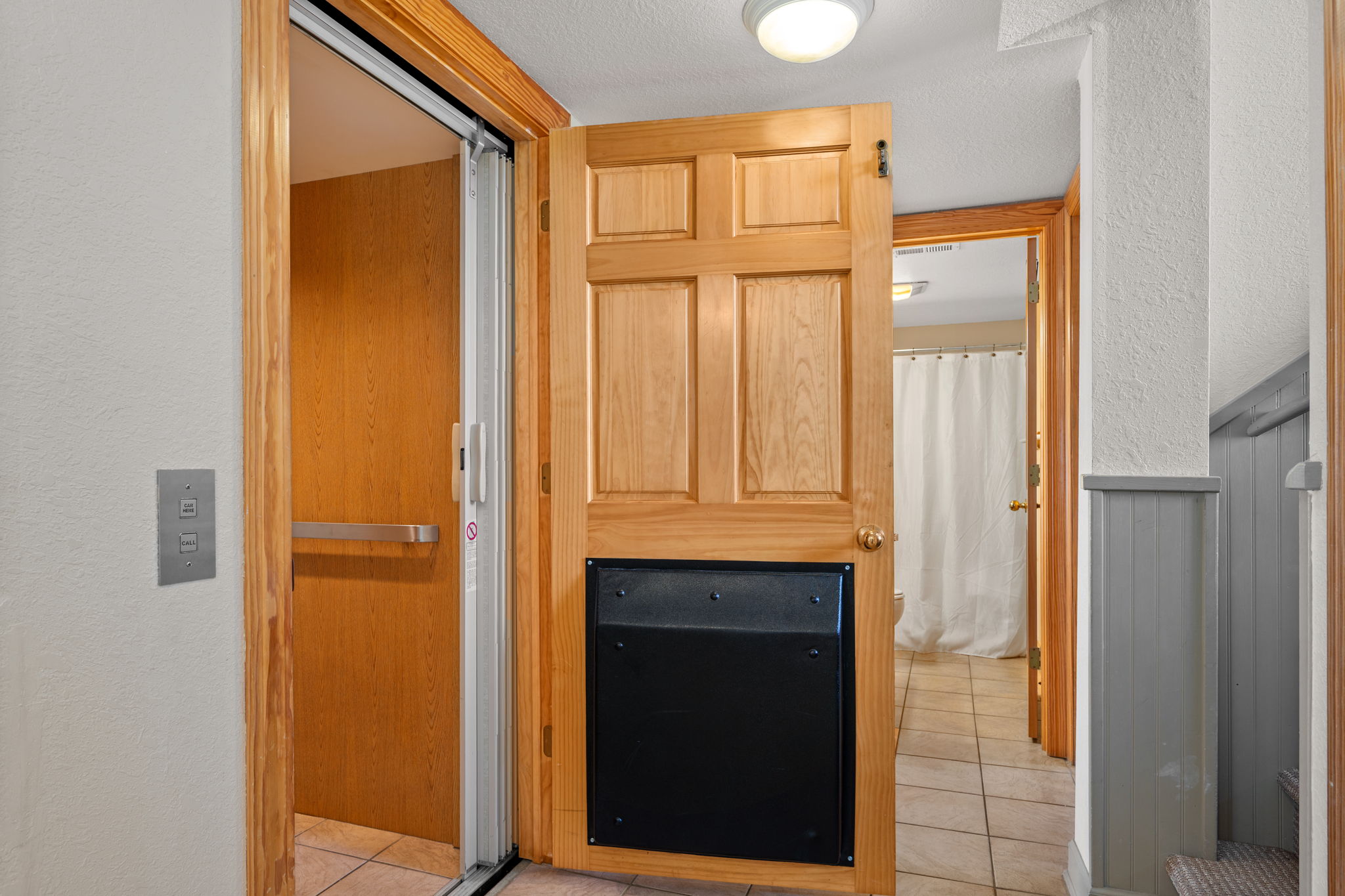 5306-S-Va-Dare-BL-Elevator