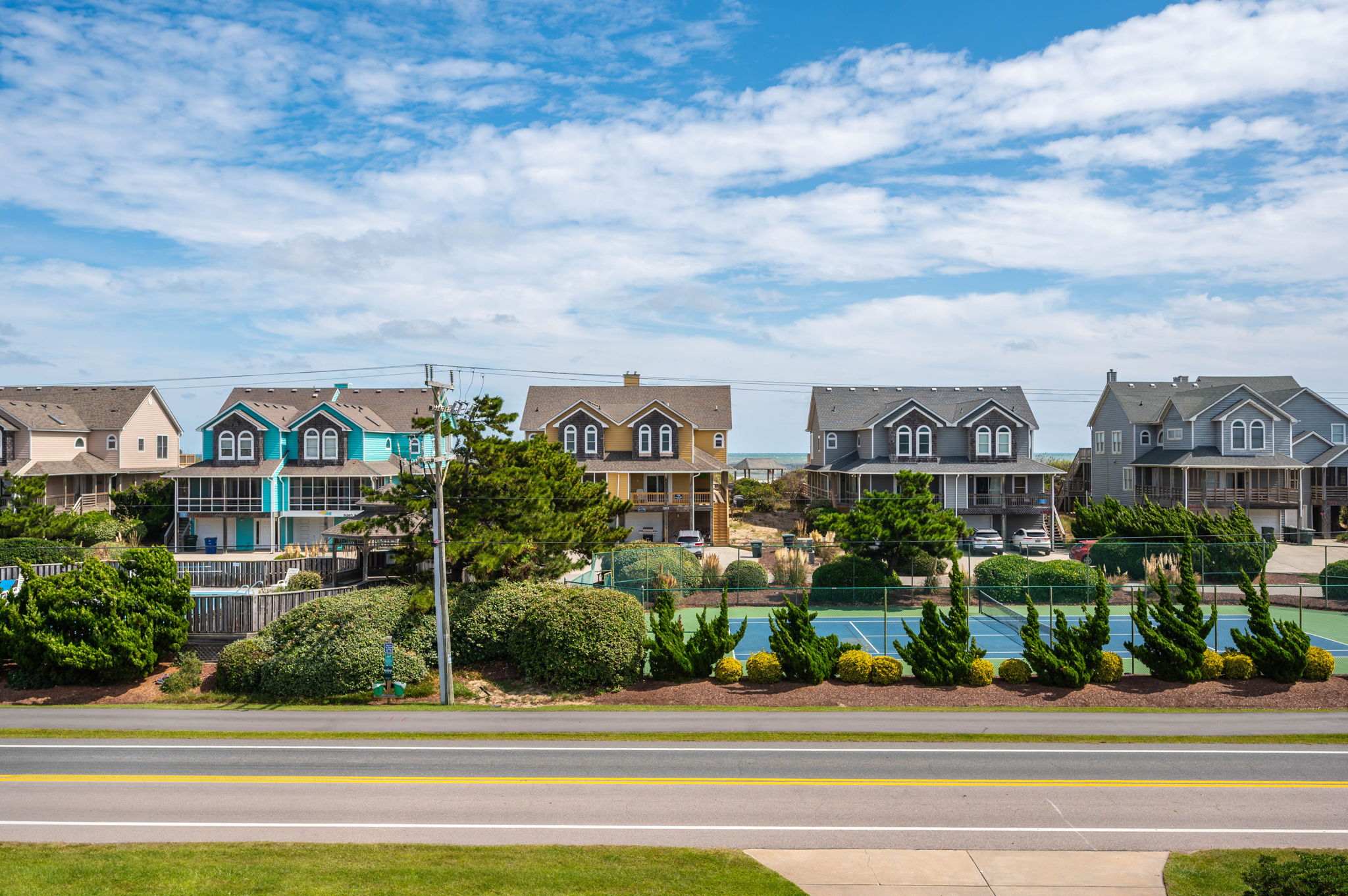 5306-S-Va-Dare-Front-Deck-View