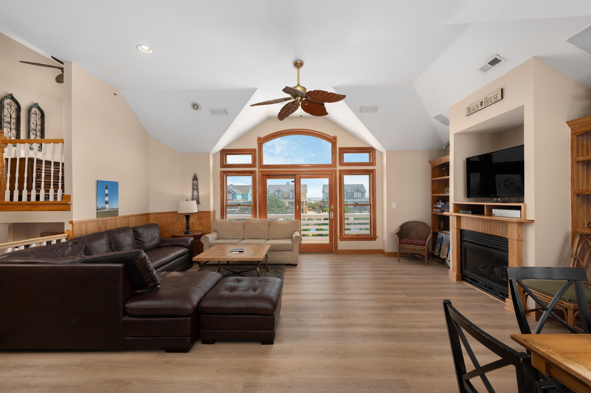5306-S-Va-Dare-TL-Living