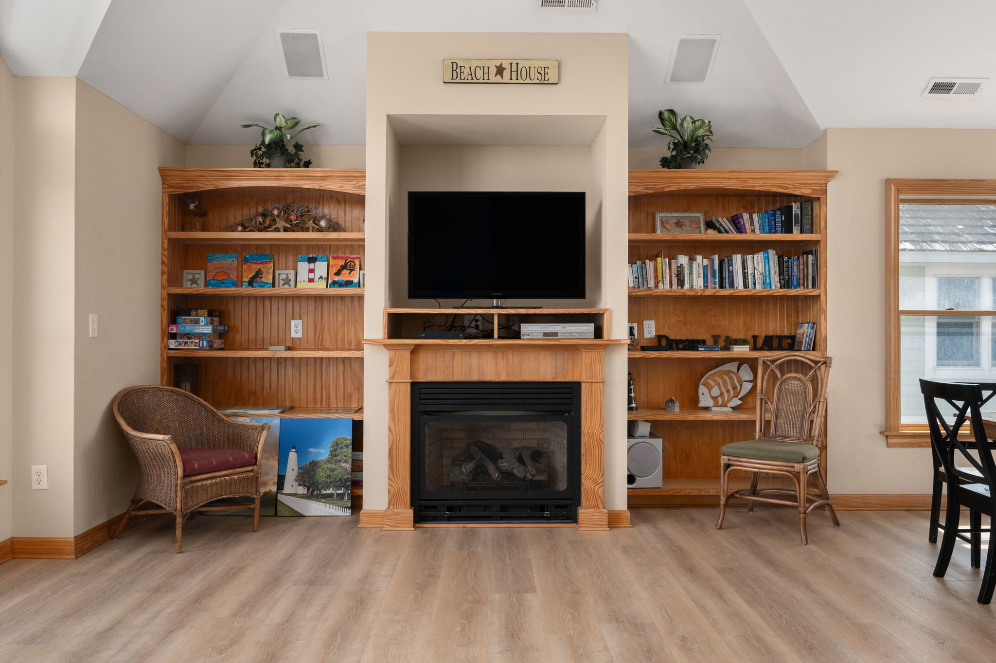 5306-S-Va-Dare-TL-Living-V5