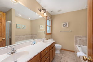 5306-S-Va-Dare-TL-BR7-Private-Bath