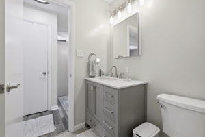  Photo 40