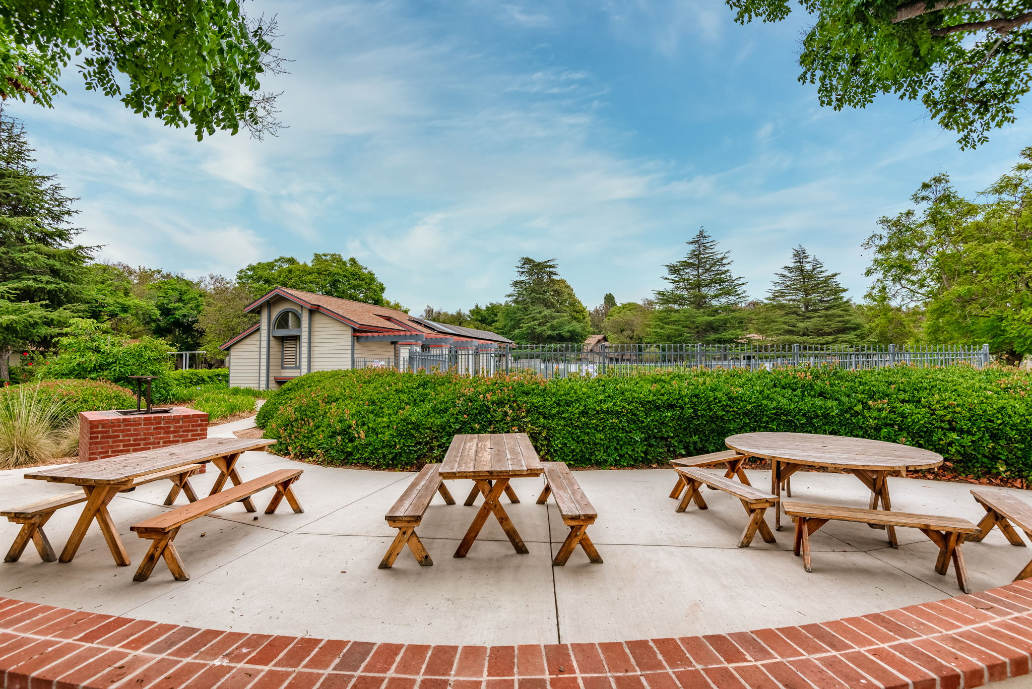 22 - Sunrise Village Community BBQ Area