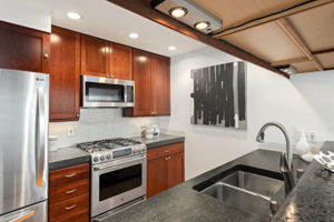 12 - Kitchen