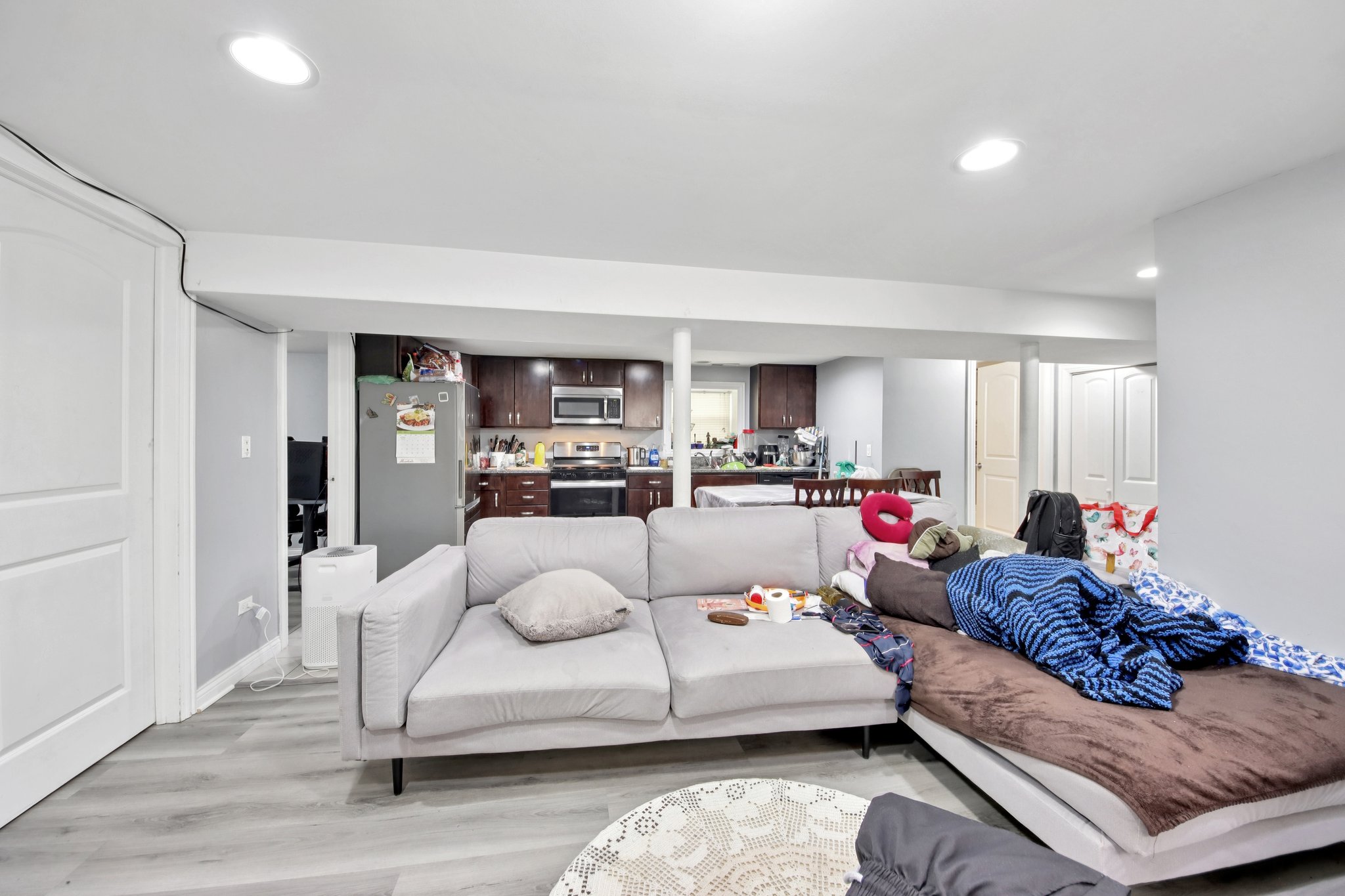 5309 W Henderson St Basement-S1904-001.jpg