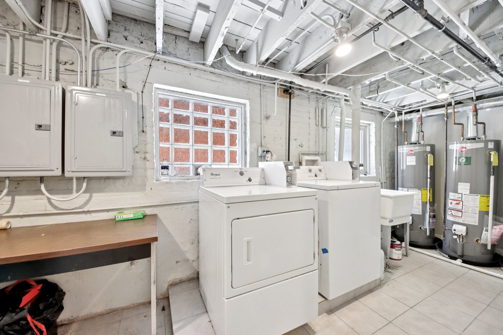 5309 W Henderson St Basement-S1904-011.jpg