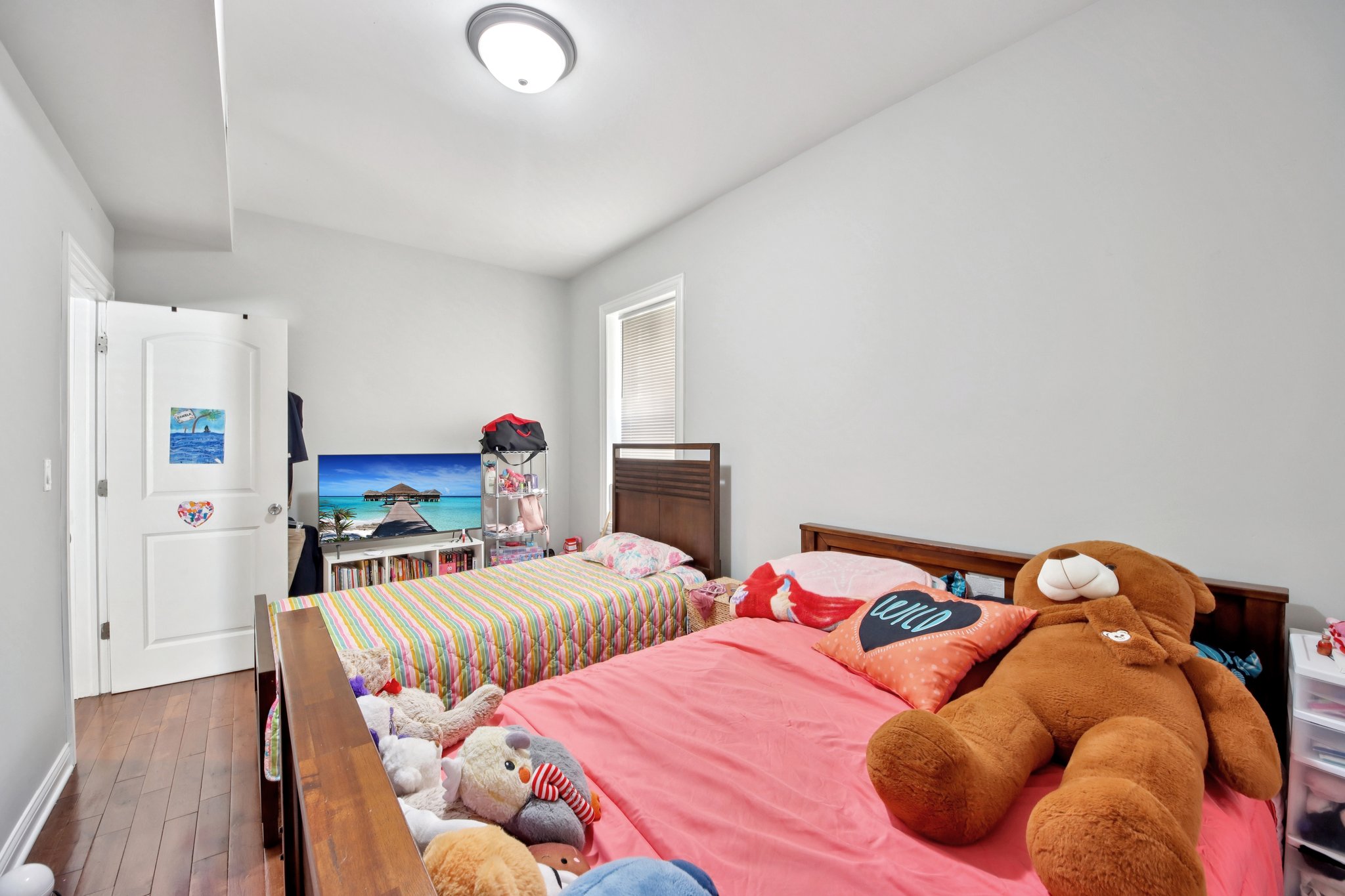 5309 W Henderson St 1st Floor-S1904-016.jpg