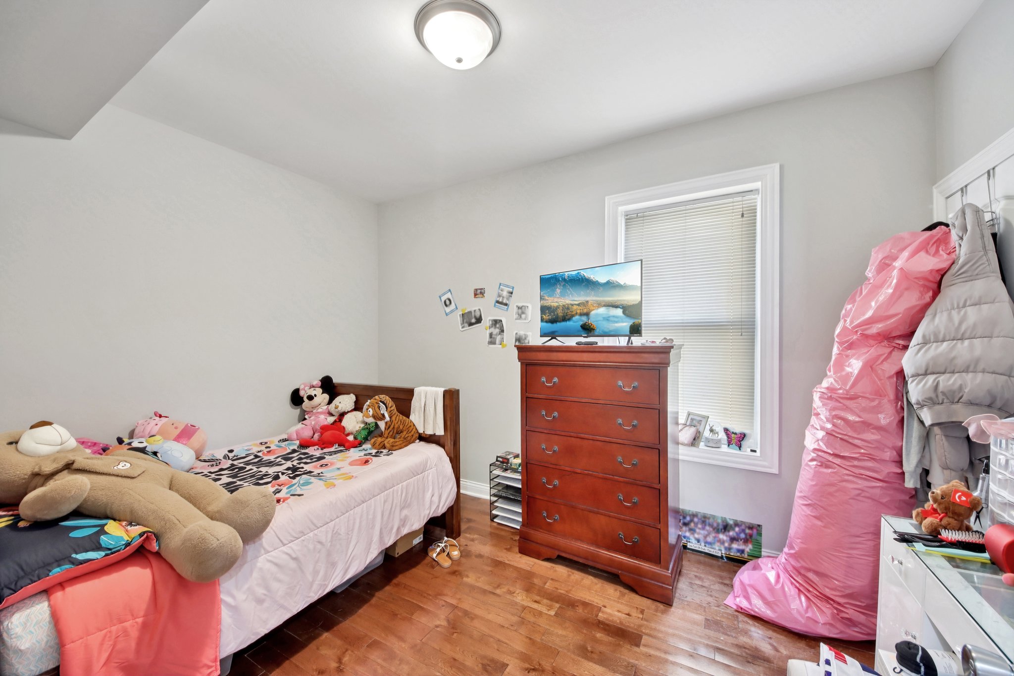 5309 W Henderson St 1st Floor-S1904-018.jpg