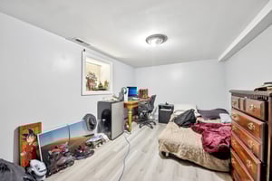 5309 W Henderson St Basement-S1904-009.jpg