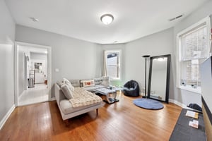 5309 W Henderson St 2nd Floor Chicago-S1904-002.jpg