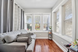 5309 W Henderson St 1st Floor-S1904-006.jpg