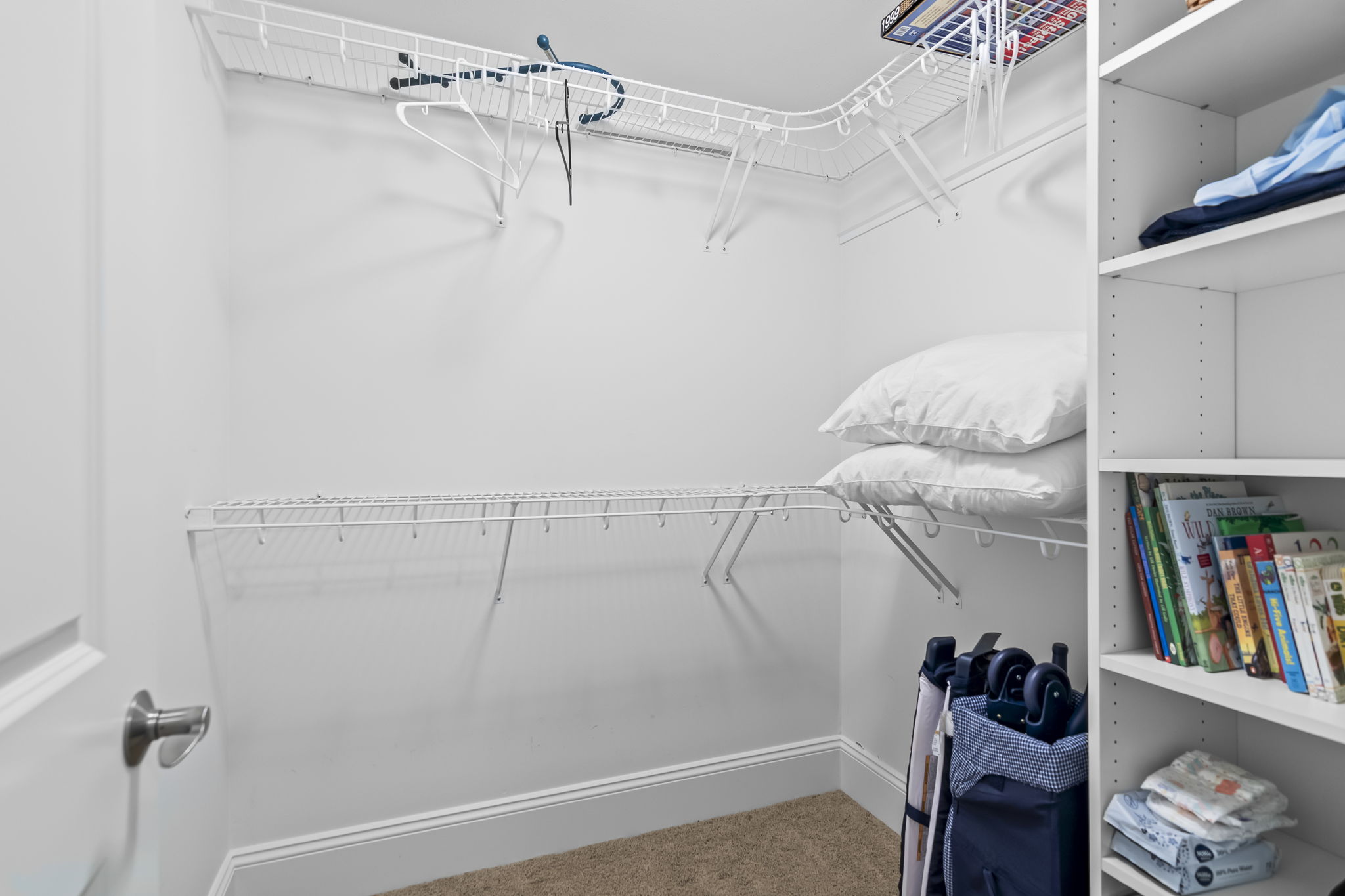Bed 5 Closet