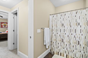 Bed 5 Bath