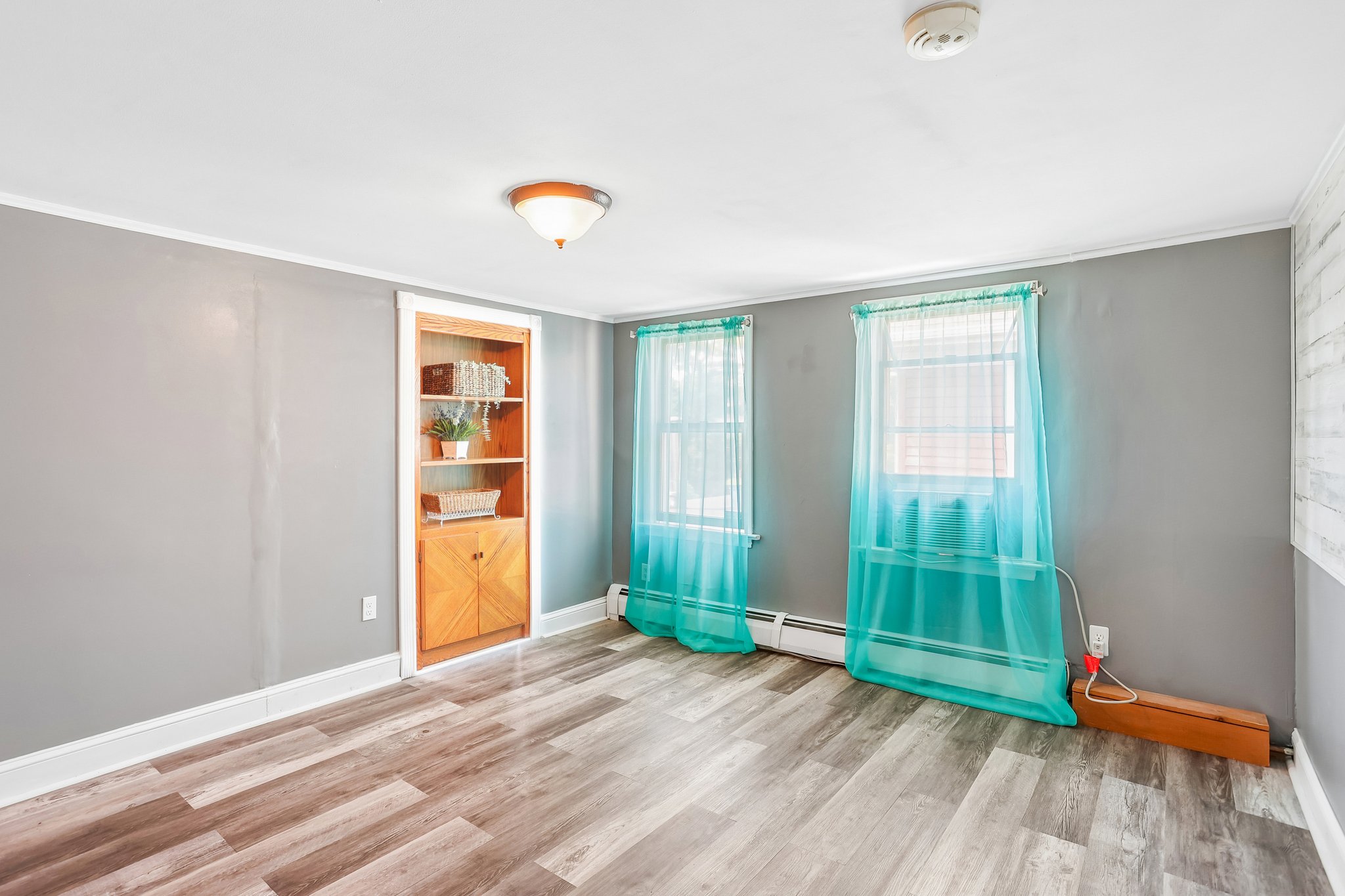 Crown St-S2908-021.jpg