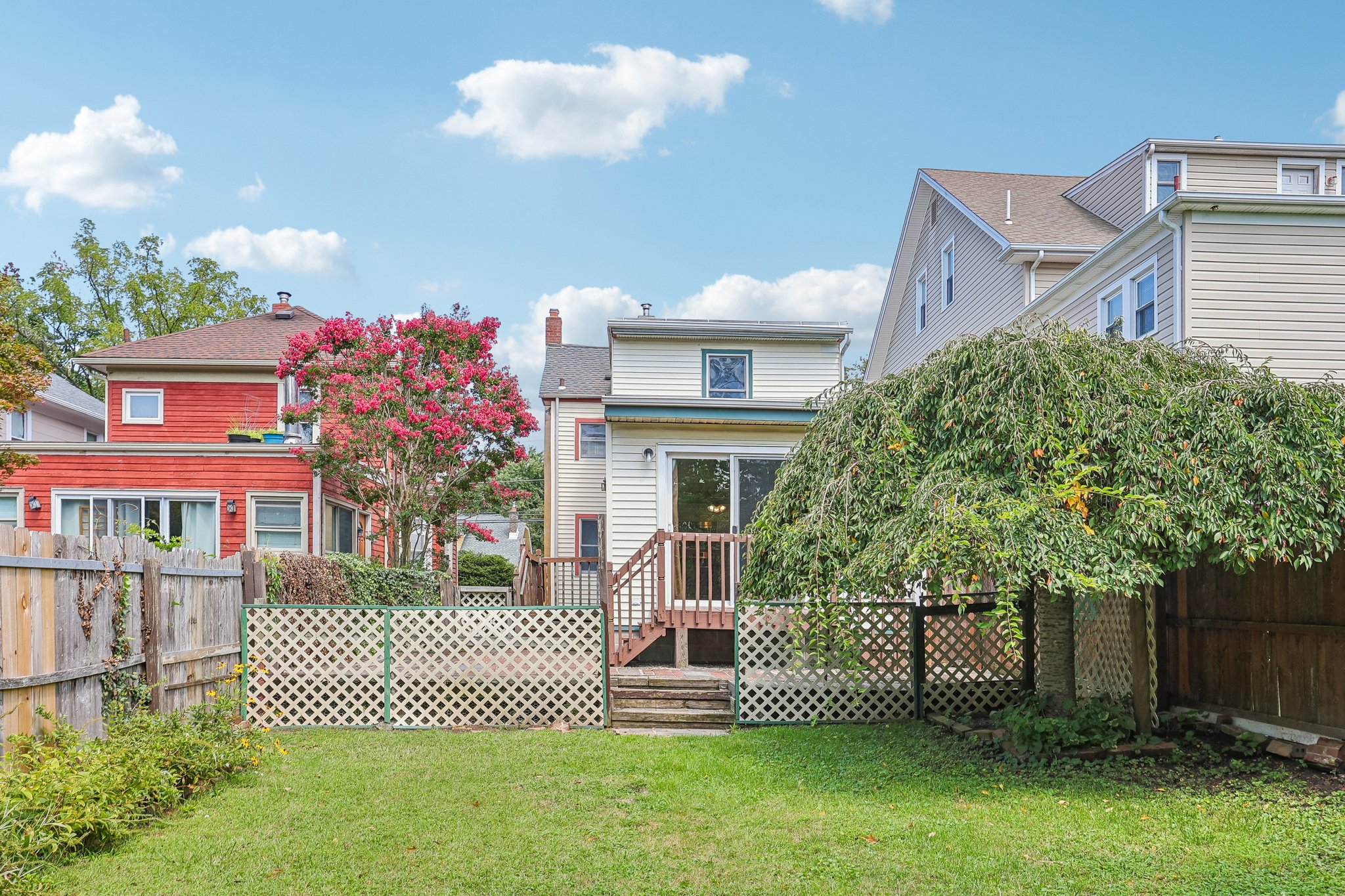 Crown St-S2908-041.jpg