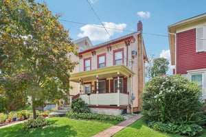 Crown St-S2908-002.jpg