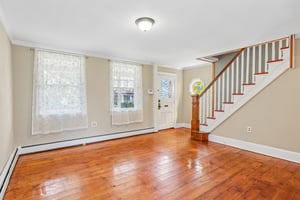 Crown St-S2908-008.jpg