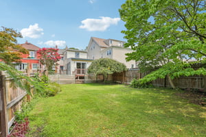 Crown St-S2908-040.jpg