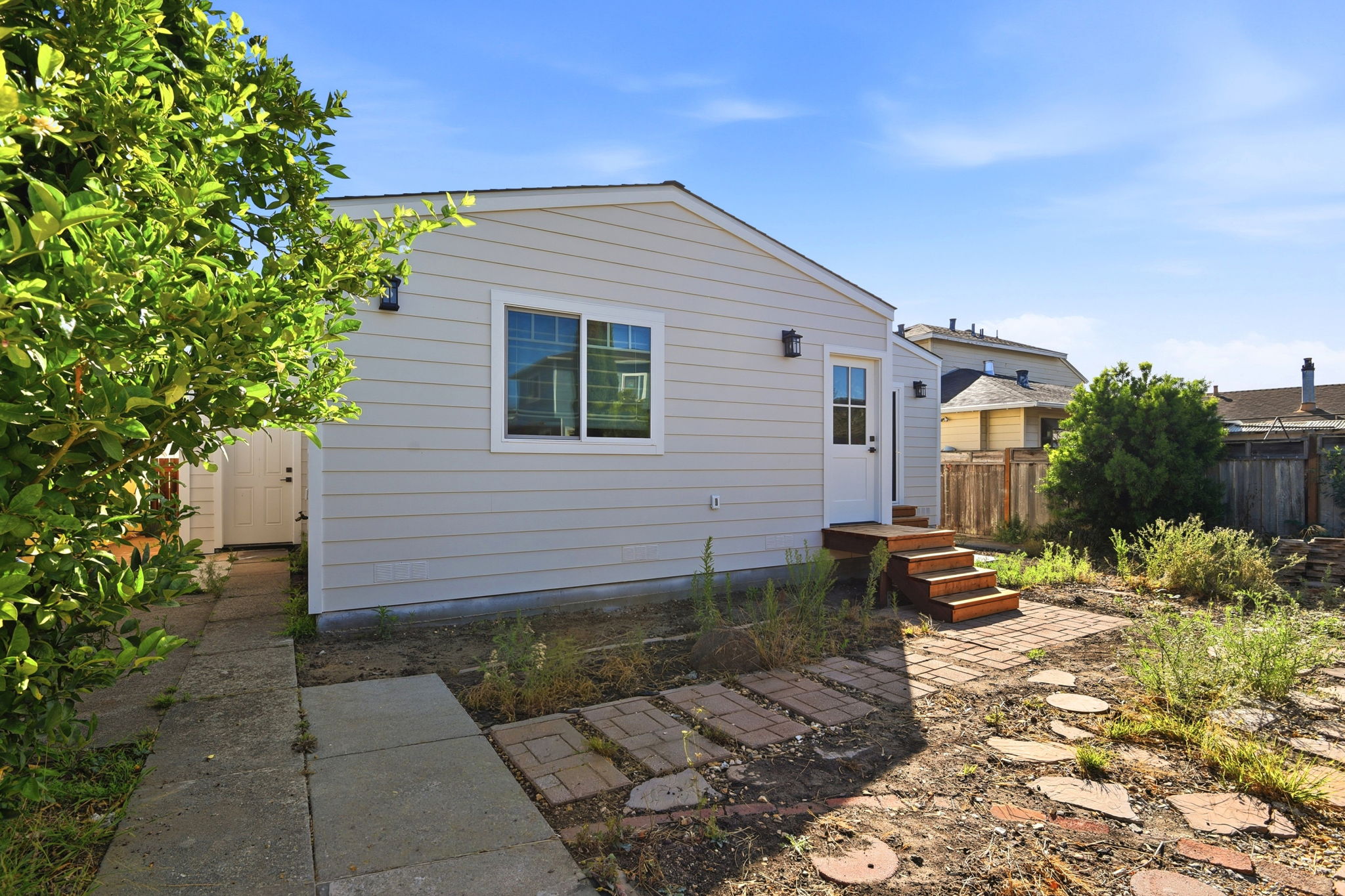 029_F8_531 Cypress Ave