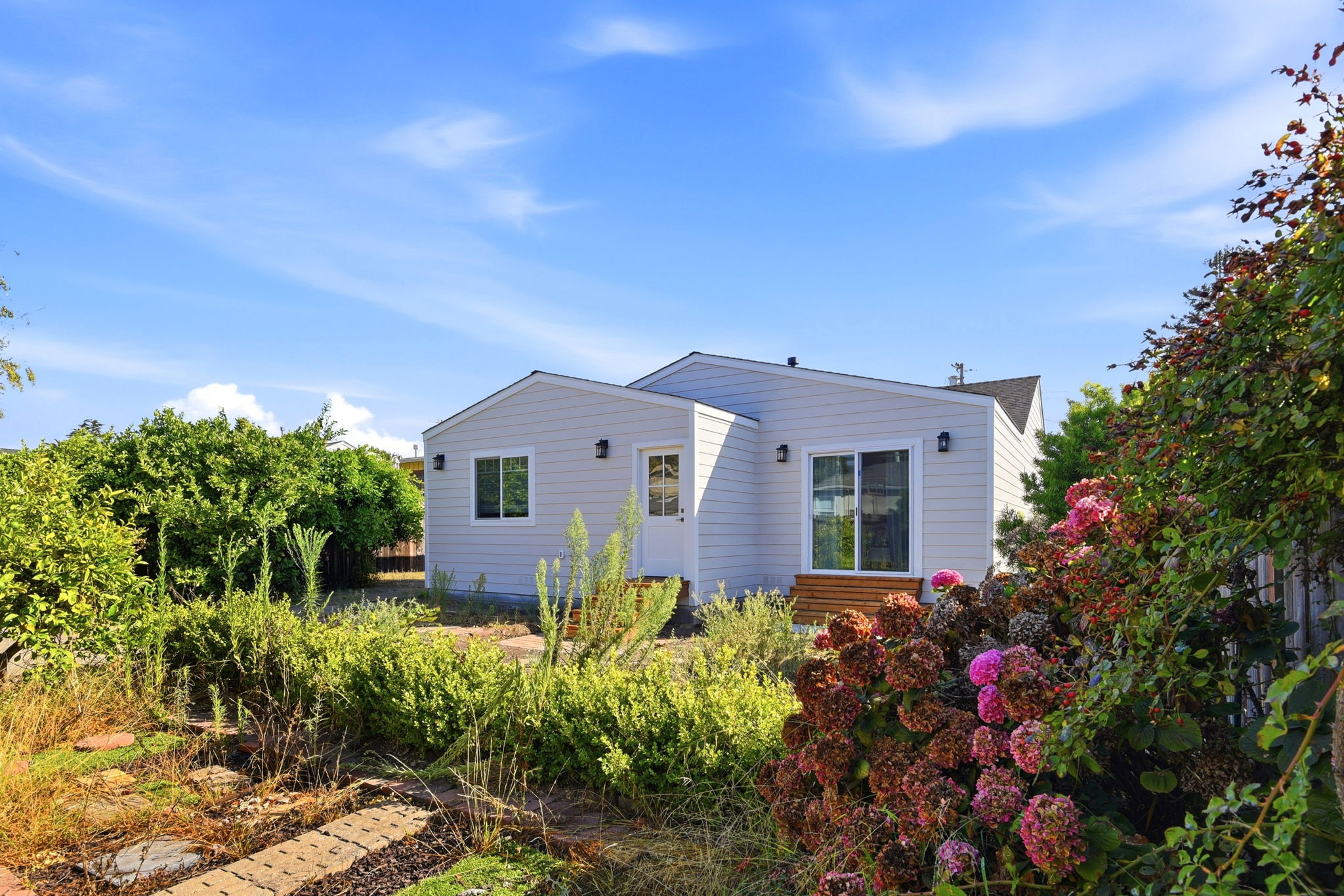 031_F8_531 Cypress Ave
