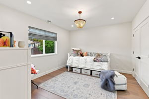 021_F8_531 Cypress Ave