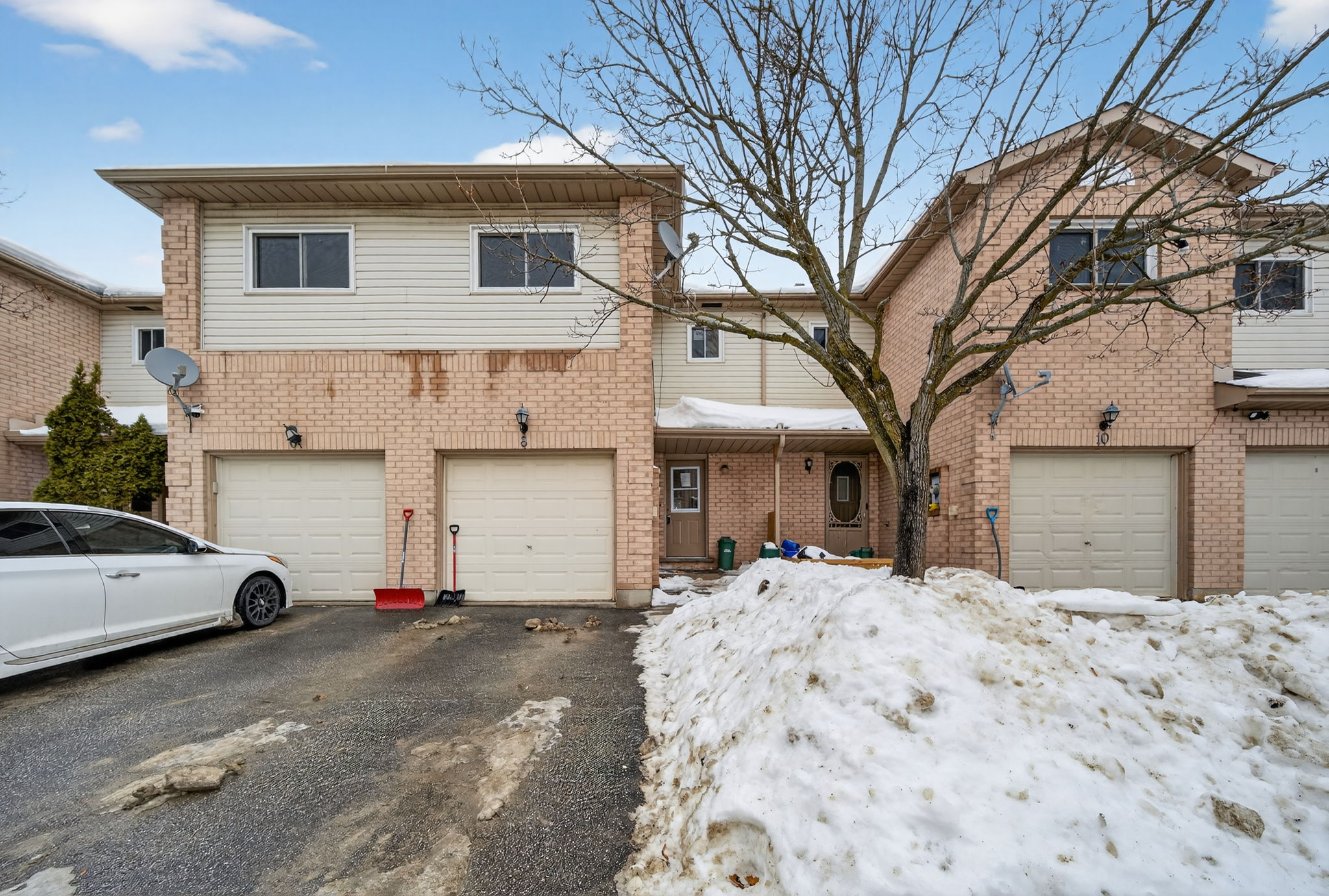 531 High St unit 8 Orillia, ON L3V 4X9