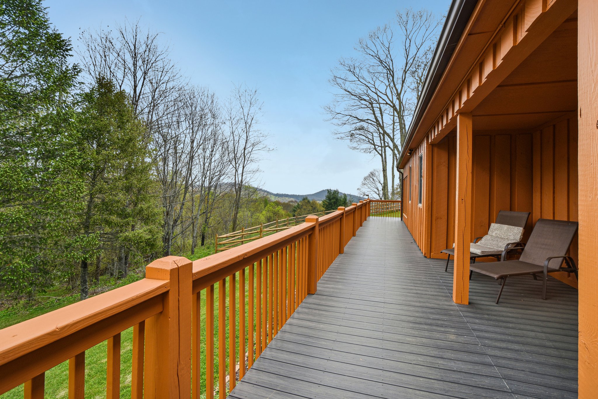 Pioneer Ridge Rd-0105-032.jpg