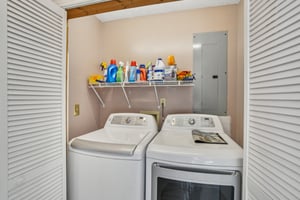 Pioneer Ridge Rd-0105-016.jpg