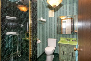  Photo 44