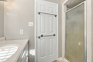  Photo 49