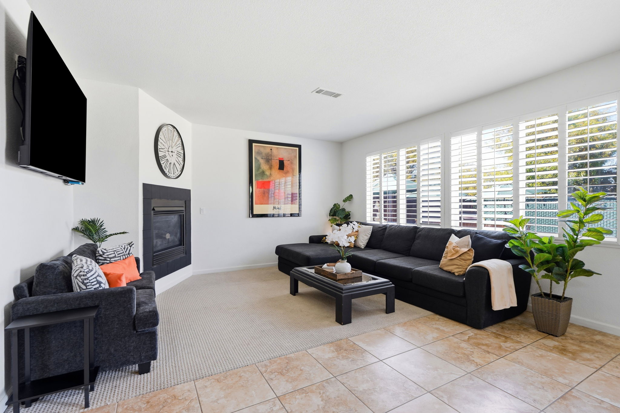 011_F8_5312 Summerfield Dr
