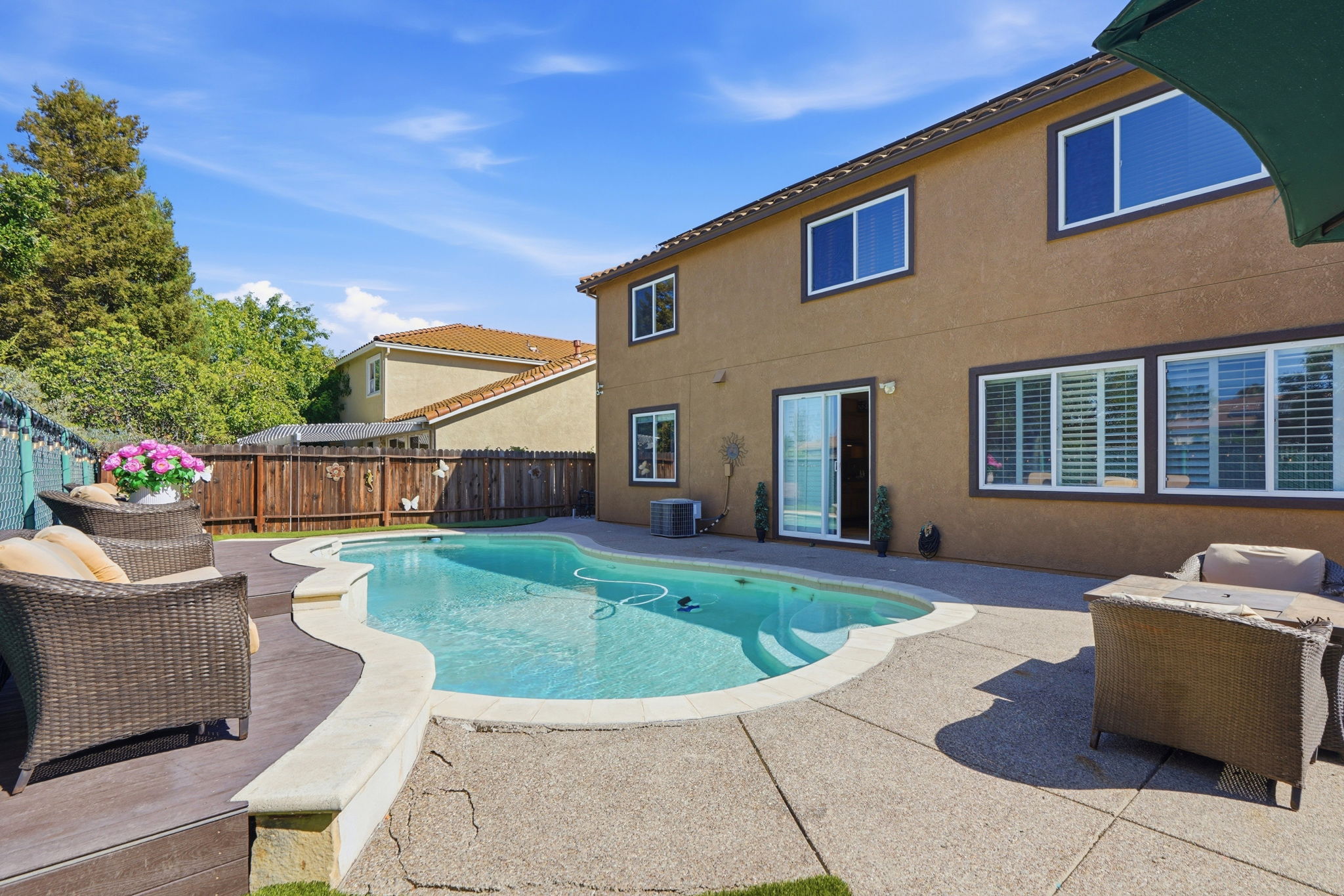 055_F8_5312 Summerfield Dr