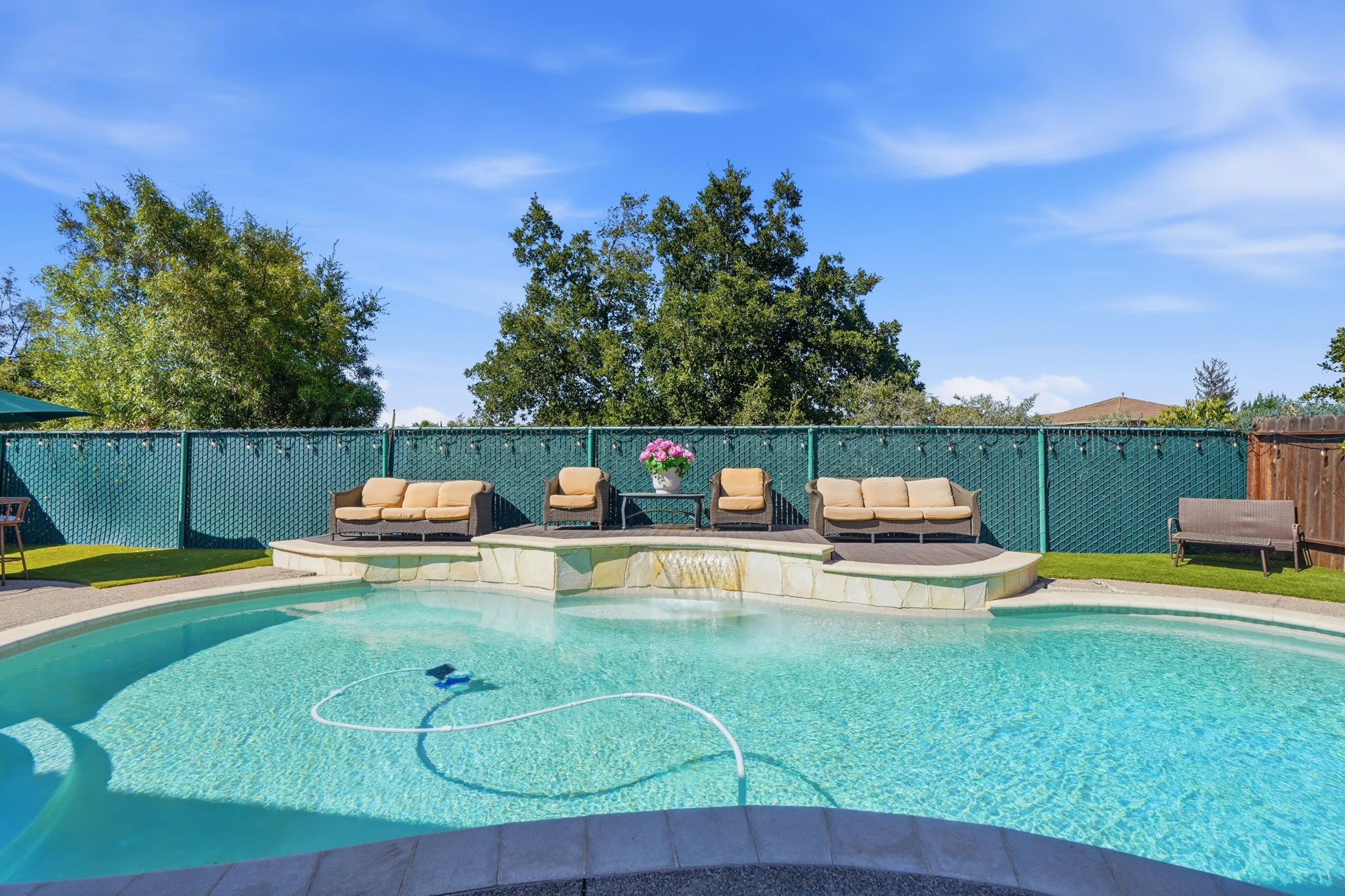 059_F8_5312 Summerfield Dr