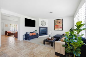 014_F8_5312 Summerfield Dr