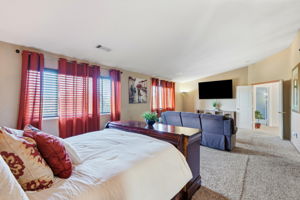 040_F8_5312 Summerfield Dr
