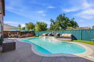 058_F8_5312 Summerfield Dr