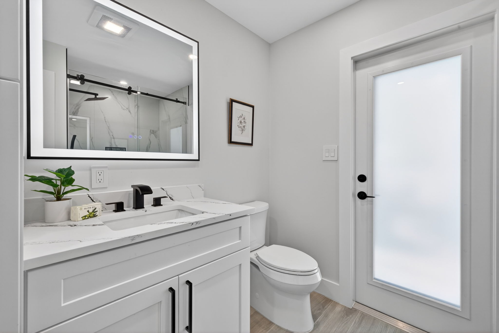 Guest Bathroom 3 - 1 of 2