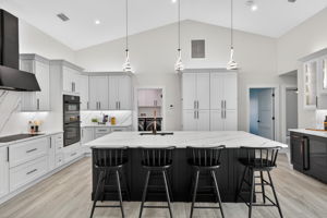 Breakfast Bar 1 of 3