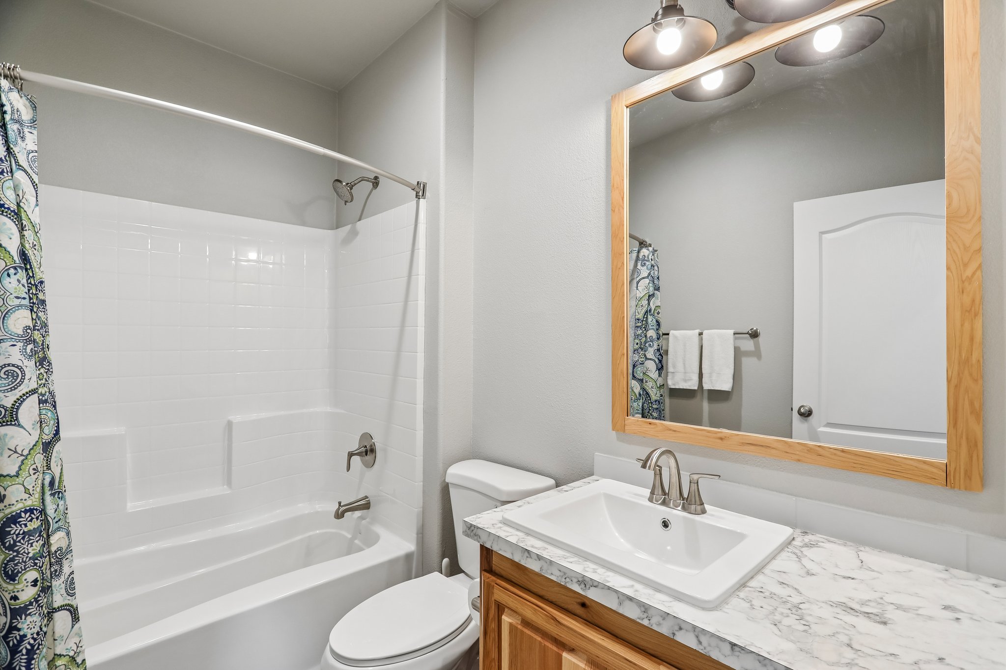 93rd Ave SE-S1905-022.jpg