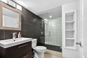  Photo 47