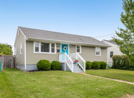 01-Exterior Front