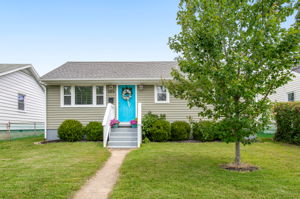 02-Exterior Front