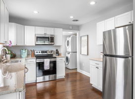 09-Kitchen