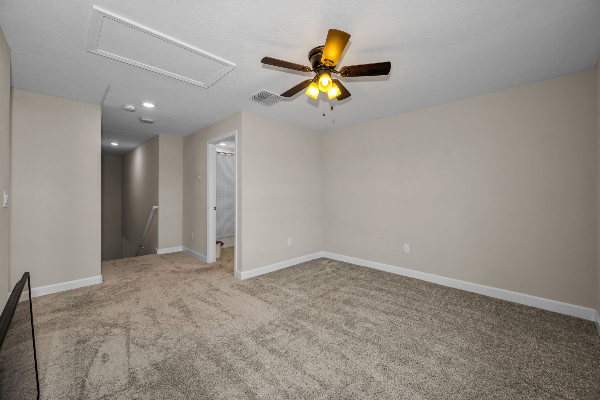 Upper Level Bonus Room 2