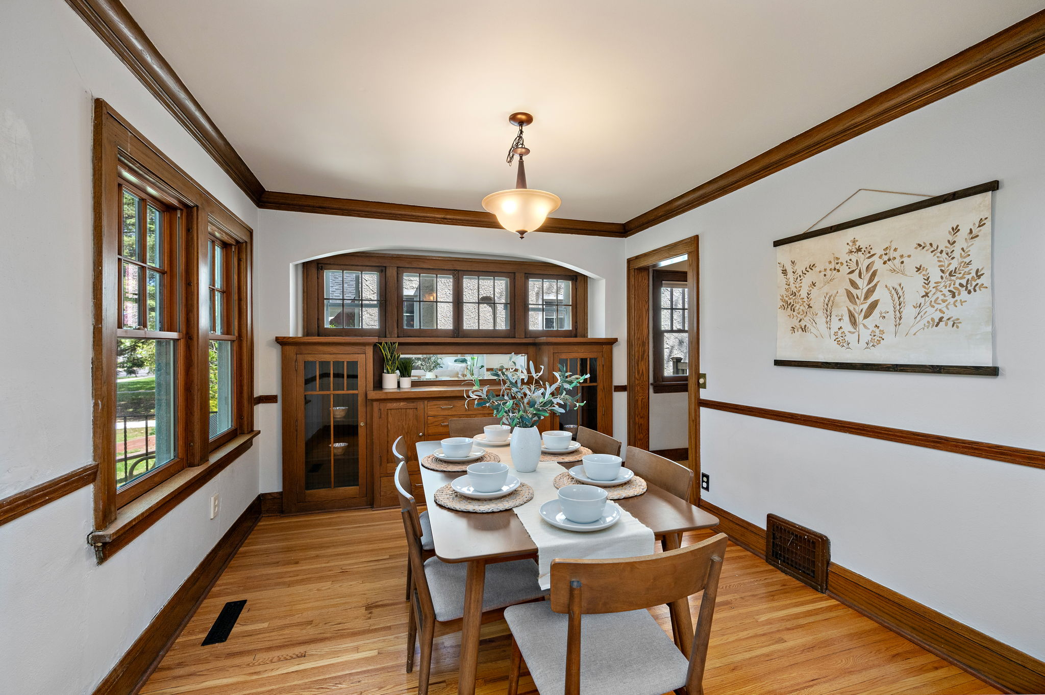 Dining Room with Built-In Buffet / Sideboard