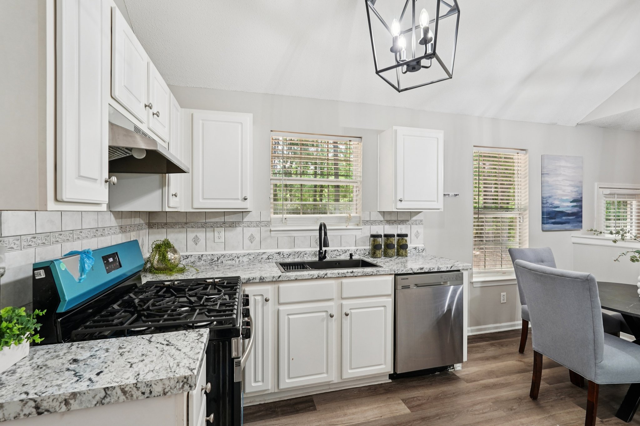 Rolling Meadow Dr SW-L0105-018.jpg