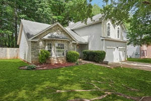 Rolling Meadow Dr SW-L0105-004.jpg